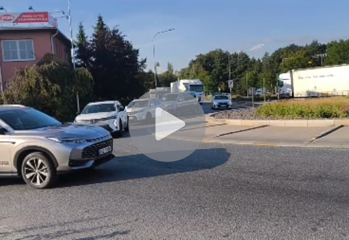 Doprava v Nedošíně